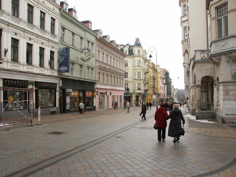 Чехия (Česko): Карловы Вары (Karlovy Vary): дома; 14:22 11.03.2005