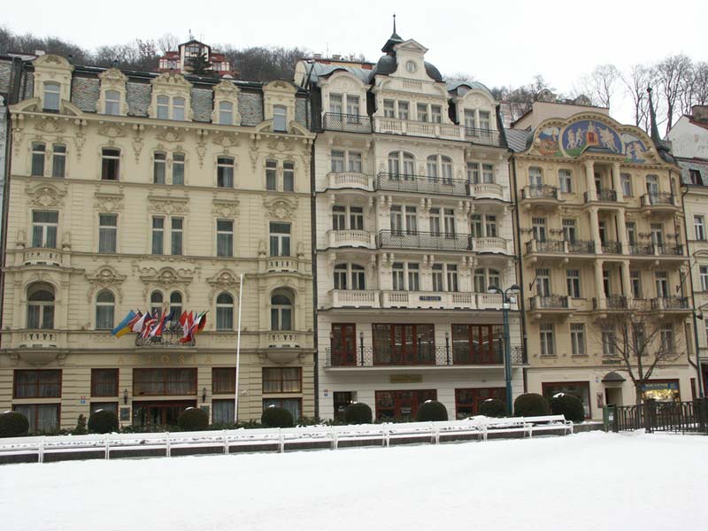 Чехия (Česko): Карловы Вары (Karlovy Vary): дома; 14:54 11.03.2005