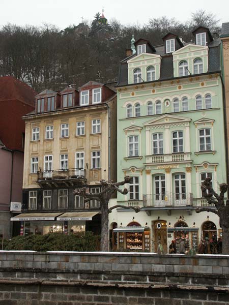 Чехия (Česko): Карловы Вары (Karlovy Vary): дома; 15:14 11.03.2005