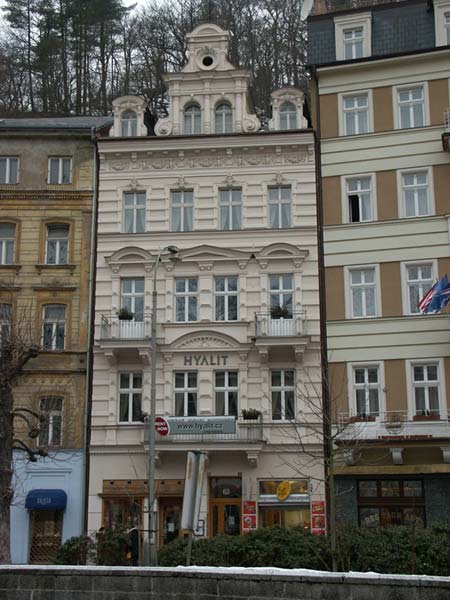 Чехия (Česko): Карловы Вары (Karlovy Vary): дом; 15:23 11.03.2005