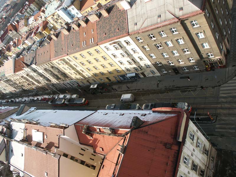 Чехия (Česko): Прага (Praha 2): Вышеград (Vyšehrad): Jaromírova (ул.) с Нусельского моста (Nuselský most); 15:42 10.03.2005