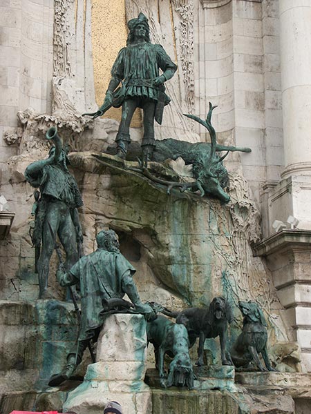 Венгрия (Magyarország): Будапешт (Budapest): I. kerület: Будайский дворец (Budai Vár): фонтан Матьяша Корвина; 12:56 06.01.2006