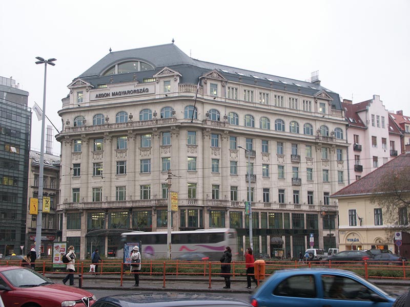 Венгрия (Magyarország): Будапешт (Budapest): IX. kerület: Kálvin tér; 15:42 06.01.2006
