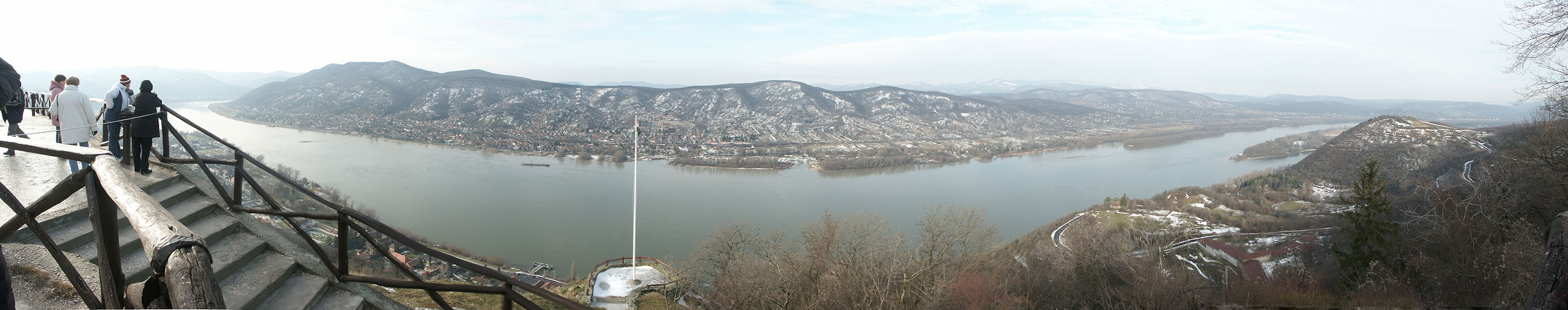 Венгрия (Magyarország): Вишеград (Visegrád): река Дунай (Duna); 11:47 07.01.2006
