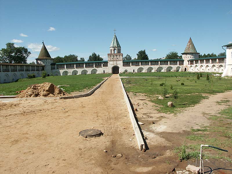 Кострома: Ипатьевский монастырь: Новый город; 13:16 05.08.2005