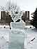Красноярск: ледяная скульптура возле БКЗ; 22.01.2005
