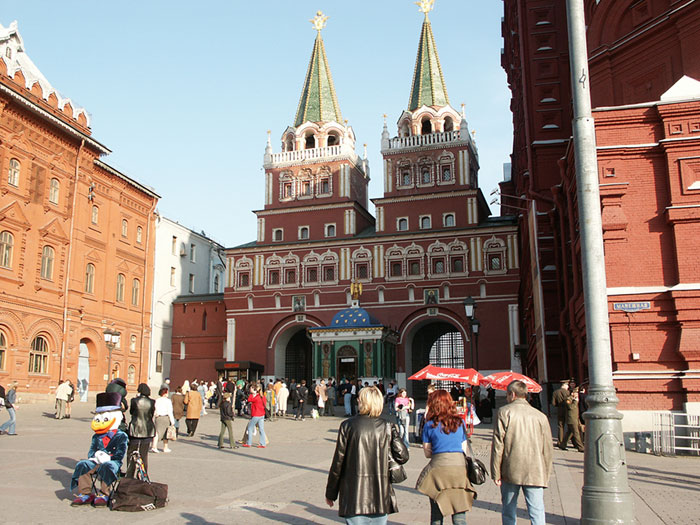 Москва: Исторический проезд; 04.05.2004