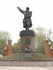 Россия: Новгородская область: Балахна: памятник Кузьме Минину; 10:52 09.05.2006