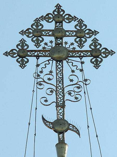 Ростов Великий: Кремль: запад церковь Одигитрии; 05.08.2003