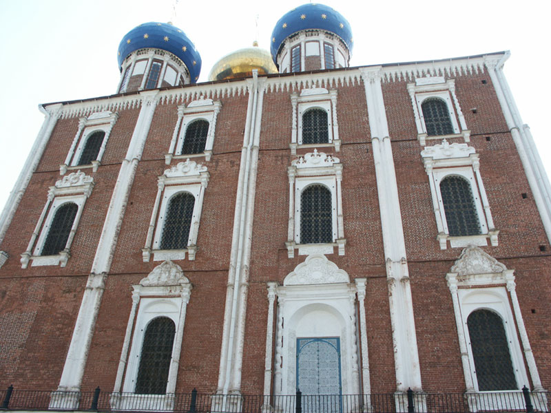 Рязань: Кремль: собор Успенский, север; 01.05.2005
