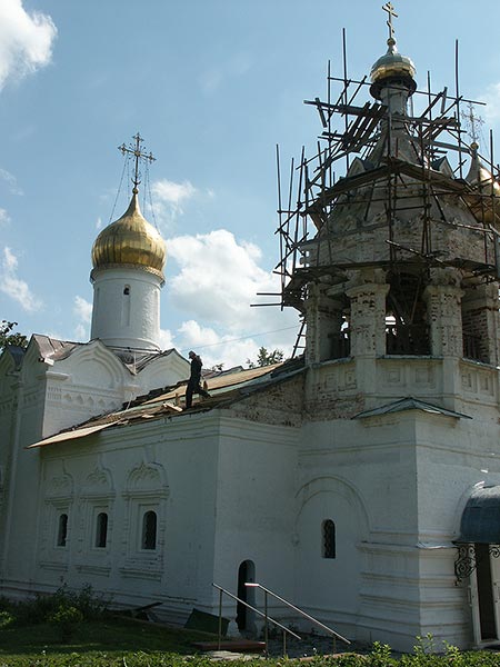 Сергиев Посад: с-з церковь Параскевы Пятницы; 07.08.2003