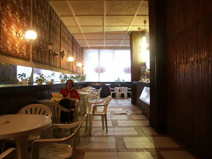 Смоленск: Центр: кафе на ул.Ленина,14; 11.12.2004
