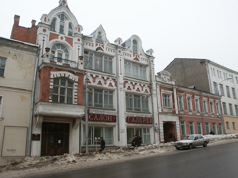 Смоленск: Центр: конторское здание на ул.Б.Советская,21; 11.12.2004