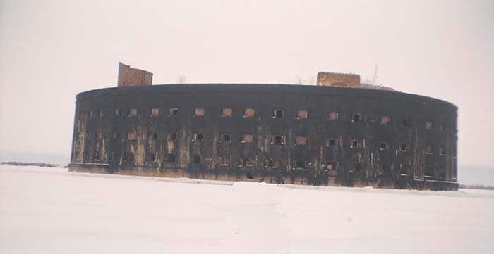 Кронштадт: залив, форт "Александр", 06.02.2000