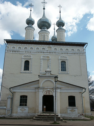 Суздаль: церковь Смоленская, запад; 03.05.2004