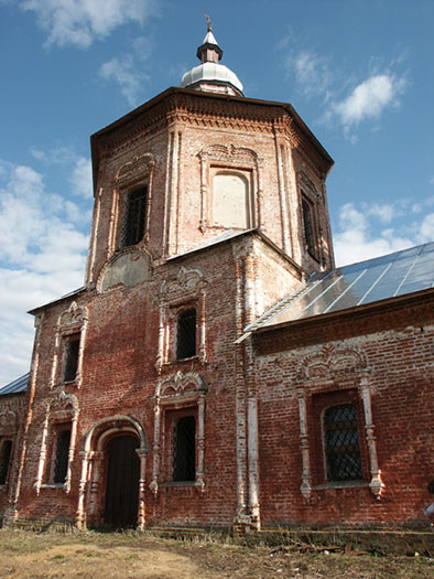 Суздаль: церковь Борисоглебская, с-з; 03.05.2004