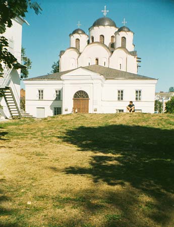 Великий Новгород: запад Никольского собора на Ярославовом дворище, 31.07.1999