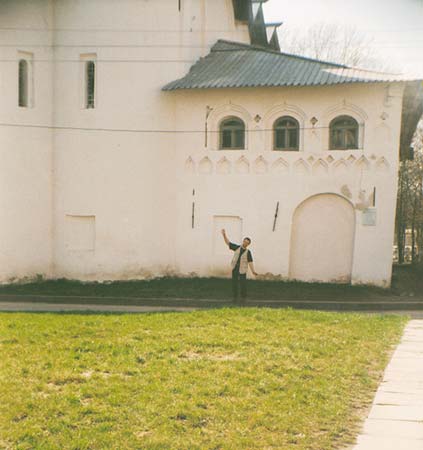 Великий Новгород: церковь Жён-Мироносиц на Торгу, 22.04.2000