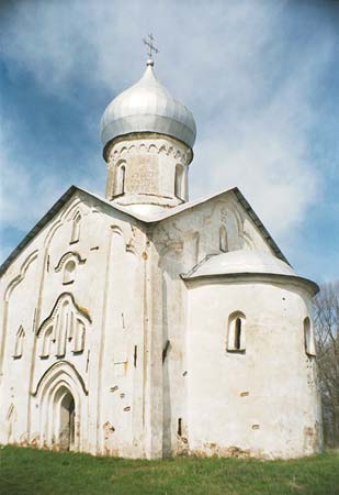 Великий Новгород: ю-з церковь Иоанна Богослова на Витке, 23.04.2000