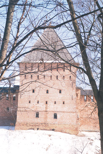 Великий Новгород: запад б.Покровской; 08.03.2003