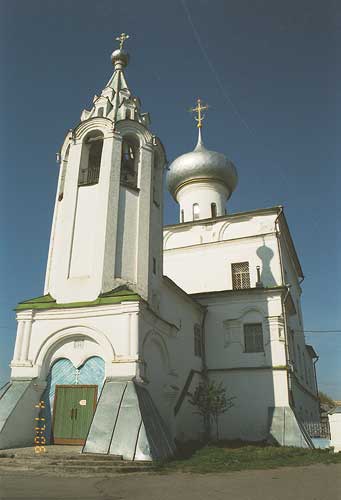 Вологда: запад церковь Андрея Первозванного; 04.05.2002