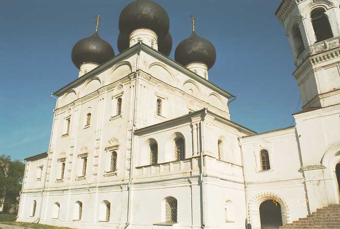 Вологда: север церковь Николы во Владычной слободе; 04.05.2002