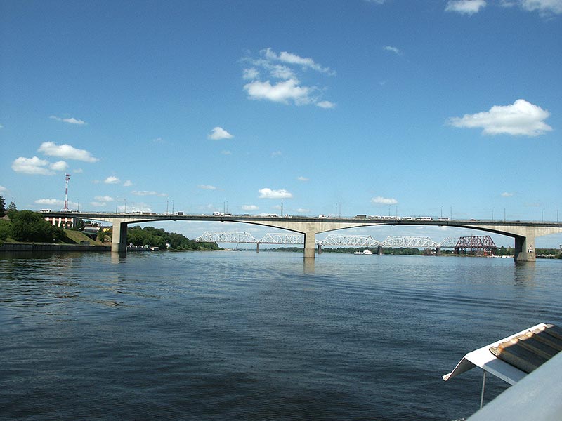 Ярославль: Октябрьский мост; 02.08.2003