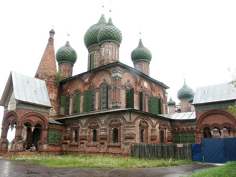 Ярославль: церковь Иоанна Златоуста, с-з; 03.08.2003