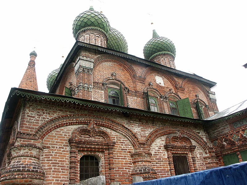 Ярославль: верх церковь Иоанна Златоуста, запад; 03.08.2003