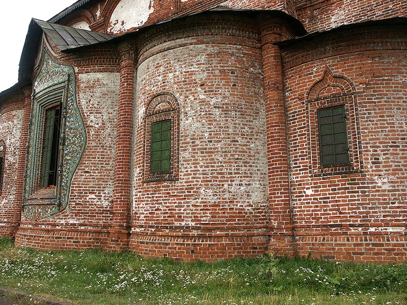 Ярославль: алтарь церковь Иоанна Златоуста, с-в; 03.08.2003