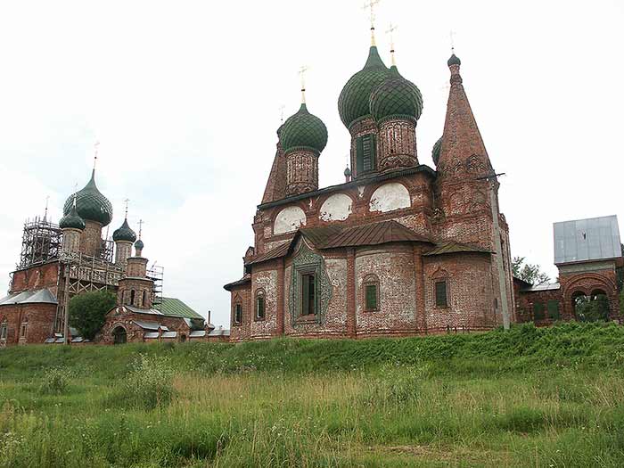 Ярославль: церковь Иоанна Златоуста, с-в; 03.08.2003