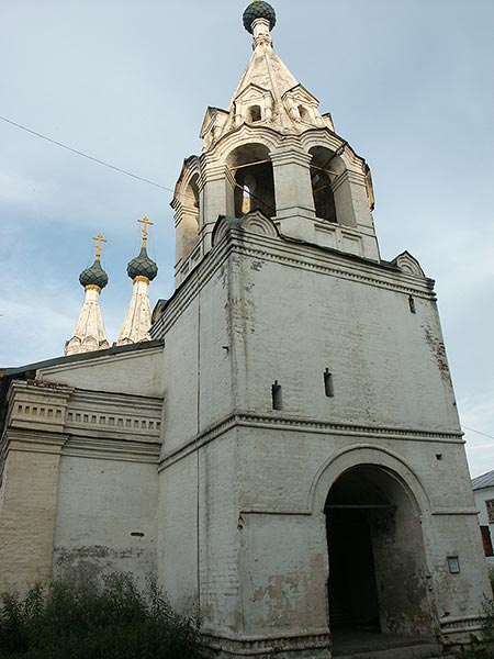 Ярославль: церковь Владимирская на Божедомке, запад; 03.08.2003
