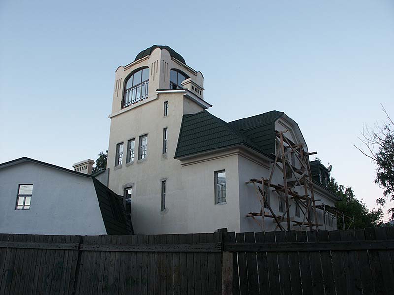 Ярославль: новый дом взамен виденного двумя годами ранее; 21:31 04.08.2005