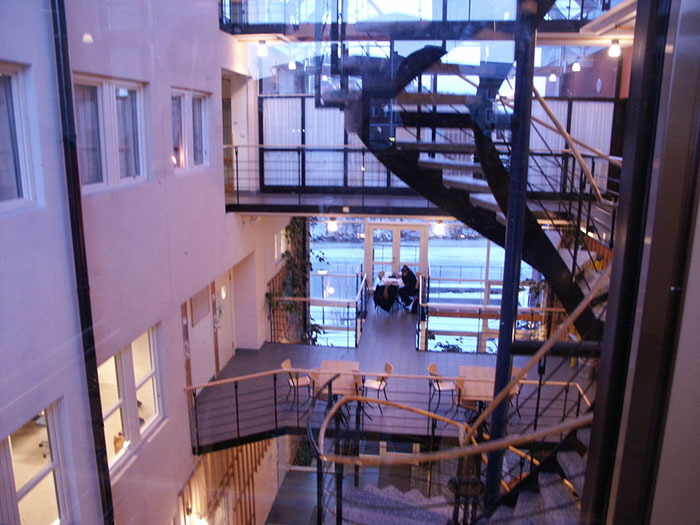 Швеция, Сундсваль: университет; 28.12.2003