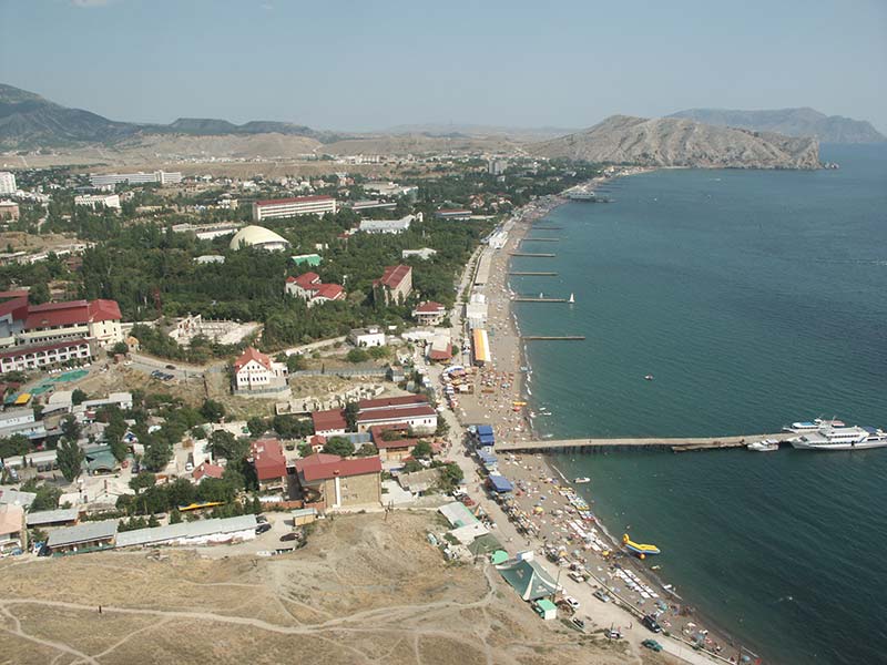 Украина (Украïна): Крым (Крим): Судак: Судакская бухта из Генуэзской крепости; 14:06 31.08.2005