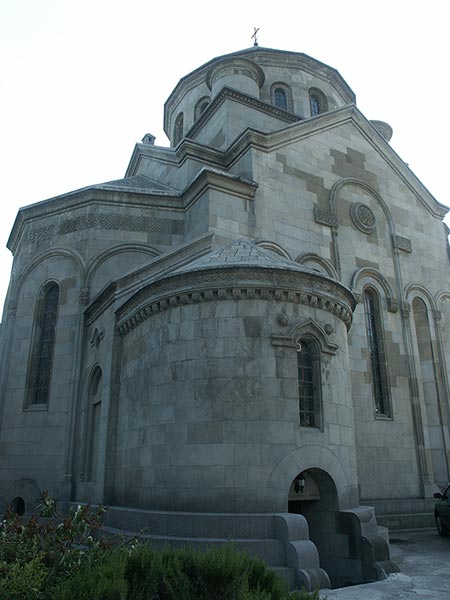Украина (Украïна): Крым (Крим): Ялта: армянская церковь; 15:43 05.09.2005