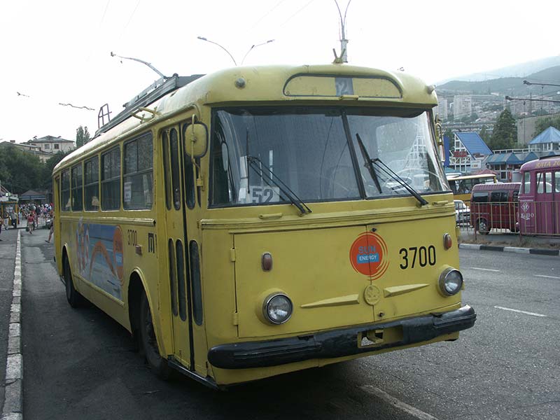 Украина (Украïна): Крым (Крим): Ялта: троллейбус Ялта-Симферополь; 18:11 05.09.2005