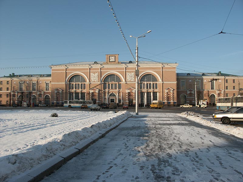 Беларусь: Витебск (Вiцебск): Железнодорожный район: ул.Космонавтов,10: ж/д вокзал; 11:42 01.01.2006