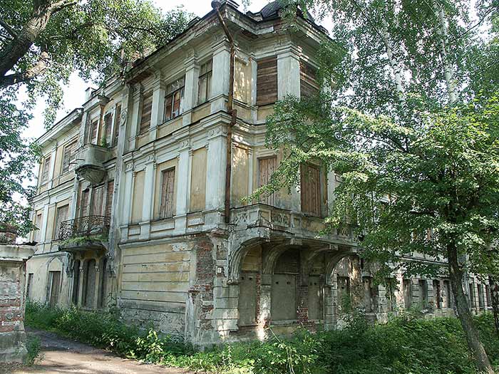 Ростов Великий: дом Селиванова, с-з; 04.08.2003
